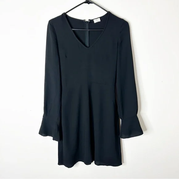 Aritzia Wilfred Corinne black Mini Dress Size 00 Long sleeves v-neck A-line - Picture 4 of 16